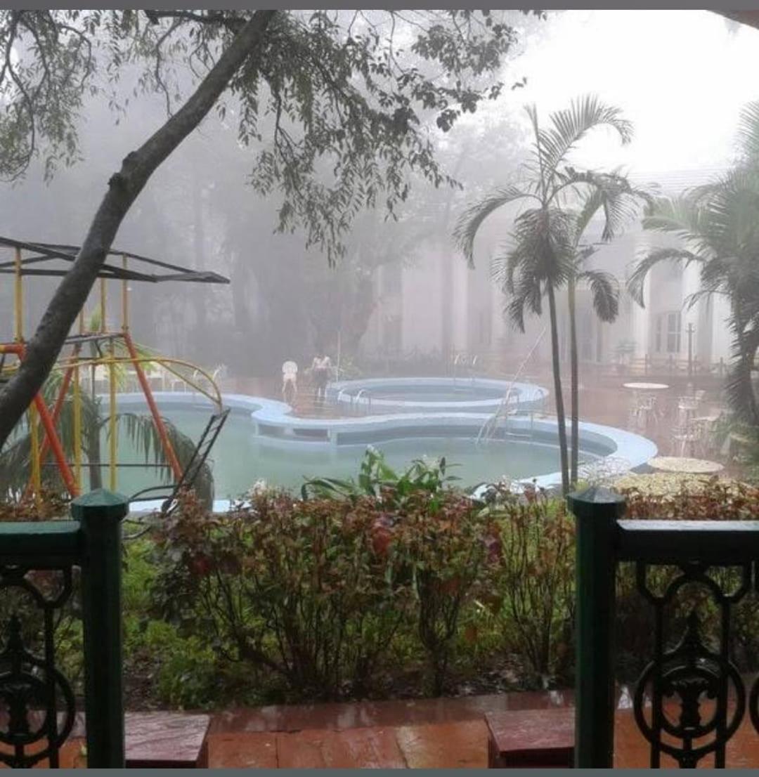 Anand Ritz Resort Matheran Exterior foto